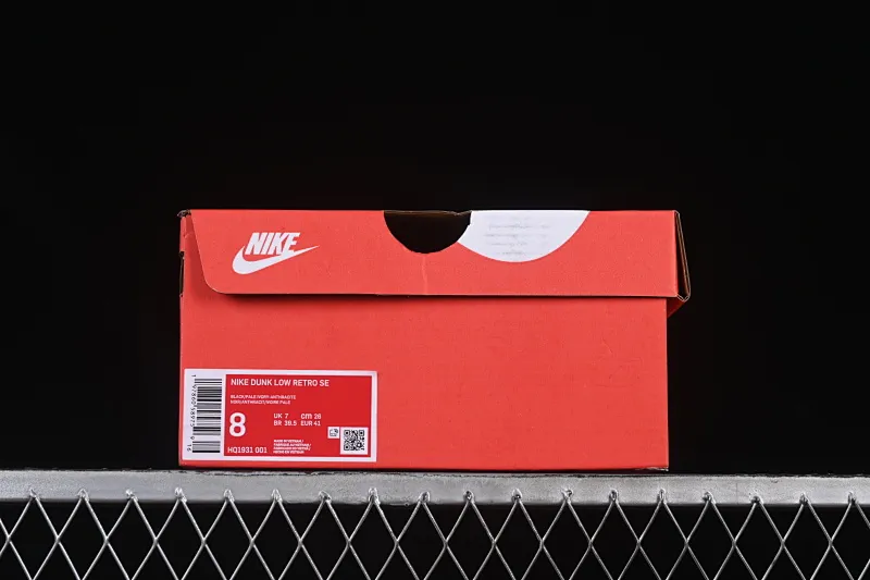 All categories Nk SB Dunk series Nk SB Dunk Low low-top sneakers Nike Dunk Low black and gray color low-top casual sneakers HQ1931-001